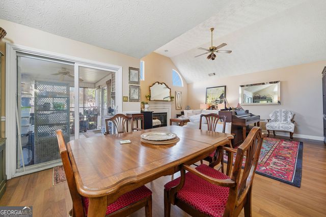 140 Green Tree Drive, Newnan, GA 30265