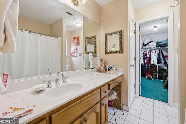 140 Green Tree Drive, Newnan, GA 30265