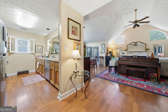 140 Green Tree Drive, Newnan, GA 30265