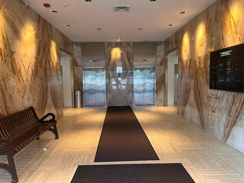1000 Northern Boulevard 220, Great Neck, NY 11021 — photo 3