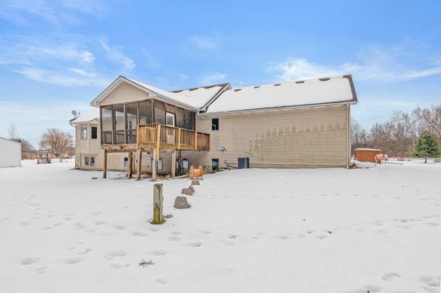 7390 360th Street, North Branch, MN 55056