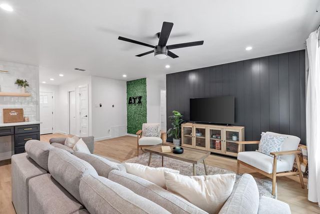 8517 Romney RD, Austin, TX 78748