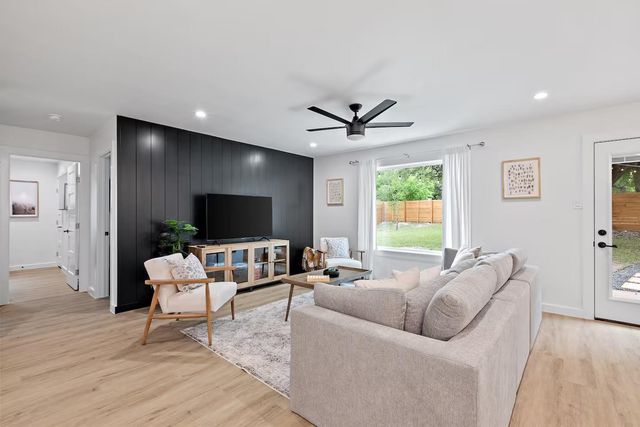 8517 Romney RD, Austin, TX 78748