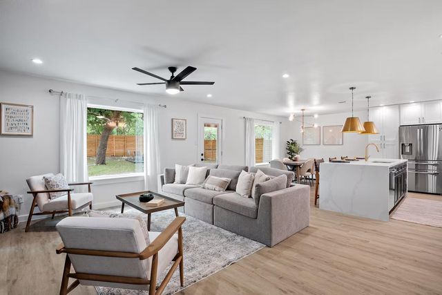 8517 Romney RD, Austin, TX 78748