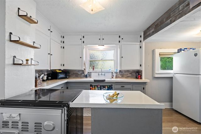3028 Arvick Road SE, Port Orchard, WA 98366