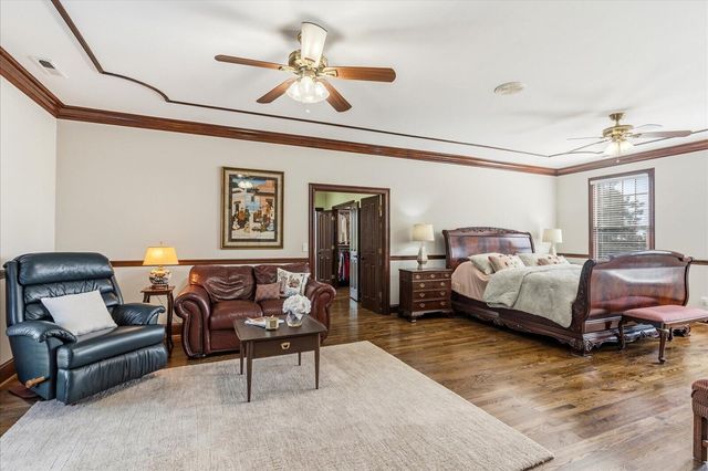 551 N Crest Court, Chattanooga, TN 37404