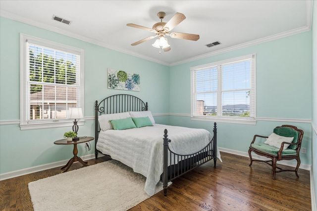 551 N Crest Court, Chattanooga, TN 37404