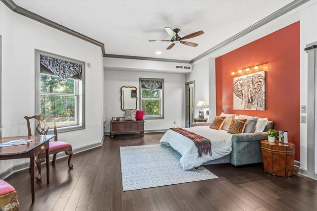 551 N Crest Court, Chattanooga, TN 37404