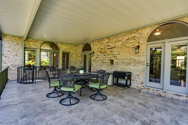 551 N Crest Court, Chattanooga, TN 37404