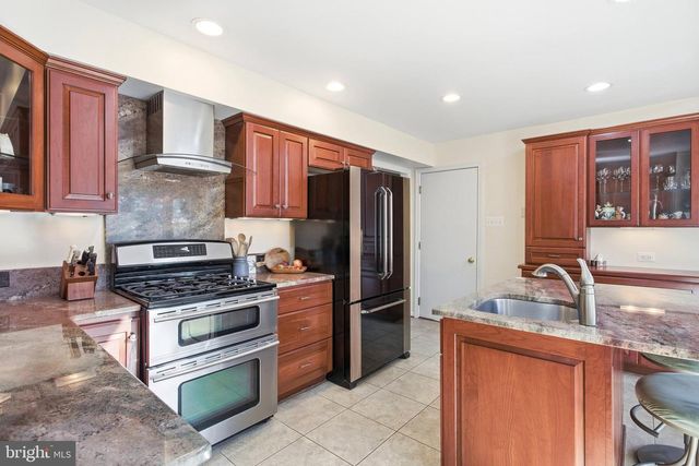 8623 PAPPAS WAY, Annandale, VA 22003