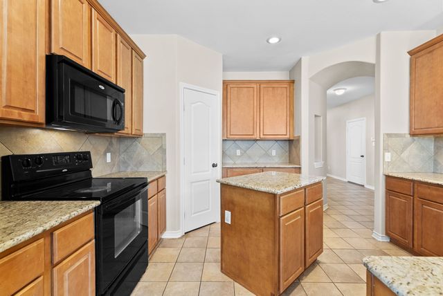 6679 Lacebark Circle, Tyler, TX 75703