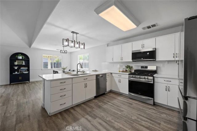 11401 Eresma Drive, Bakersfield, CA 93311