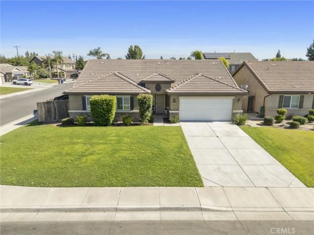 11401 Eresma Drive, Bakersfield, CA 93311