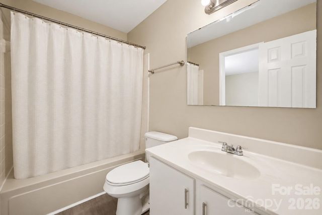 4902 Spring Lake Drive E, Charlotte, NC 28212