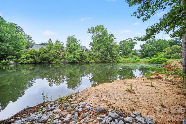 4902 Spring Lake Drive E, Charlotte, NC 28212