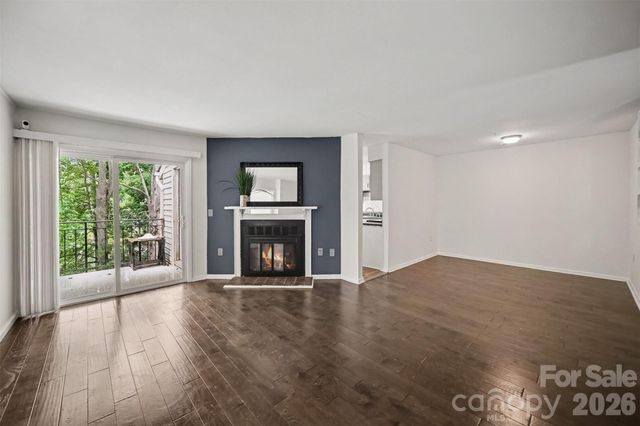 4902 Spring Lake Drive E, Charlotte, NC 28212