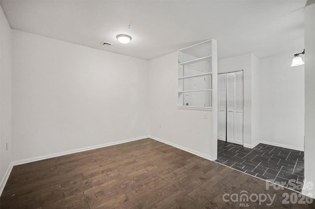 4902 Spring Lake Drive E, Charlotte, NC 28212