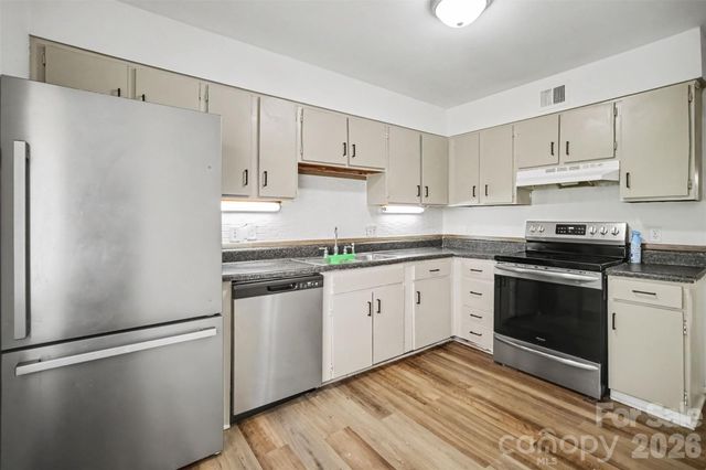 4902 Spring Lake Drive E, Charlotte, NC 28212