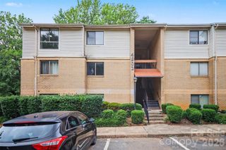 4902 Spring Lake Drive E, Charlotte, NC 28212