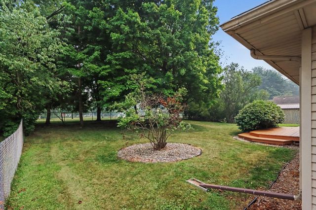 930 Piccadilly Road, Kalamazoo, MI 49006