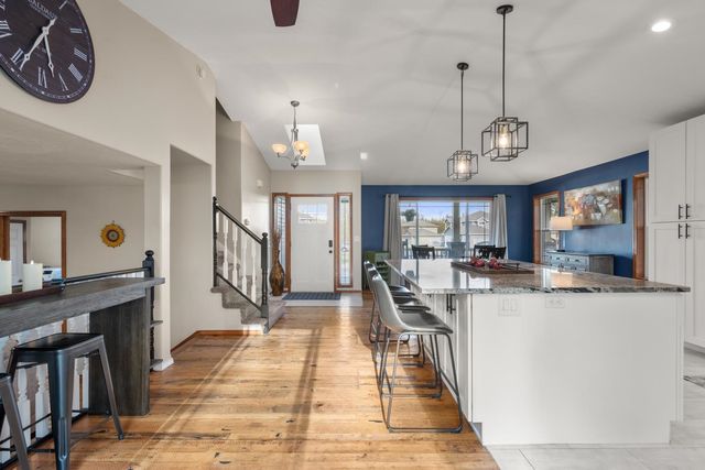 16101 N Chronicle Ln, Colbert, WA 99005