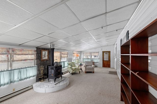 129 Pilgrim Tr, Plymouth, MA 02360