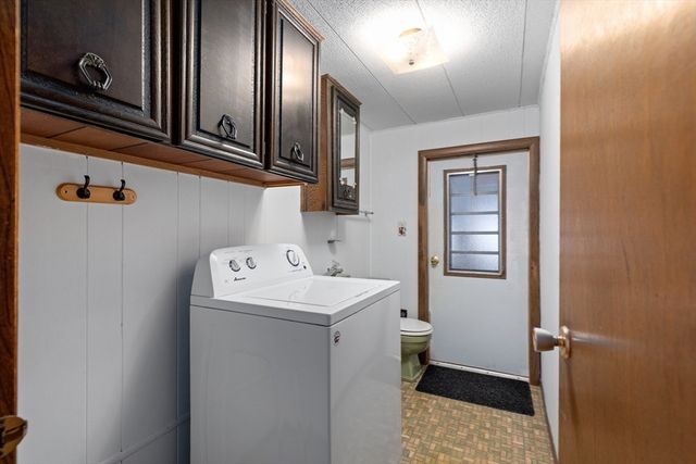 129 Pilgrim Tr, Plymouth, MA 02360