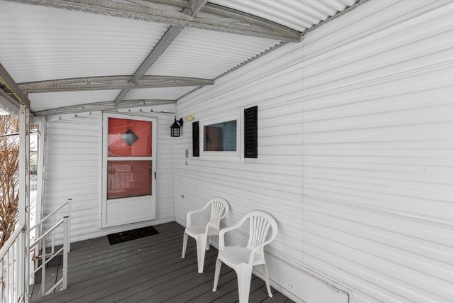 129 Pilgrim Tr, Plymouth, MA 02360