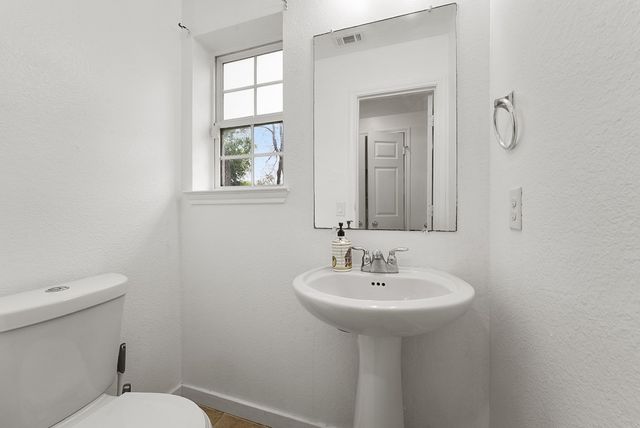 2714 Stephenson Drive, Dallas, TX 75215