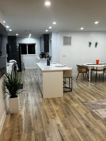 739 SE 12th Avenue, Deerfield Beach, FL 33441