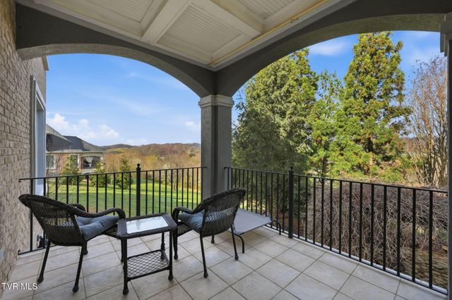 122 Chestnut Ridge Drive, Jonesborough, TN 37659