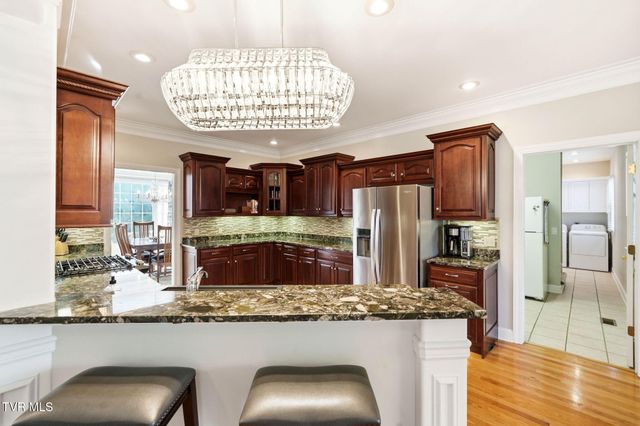 122 Chestnut Ridge Drive, Jonesborough, TN 37659