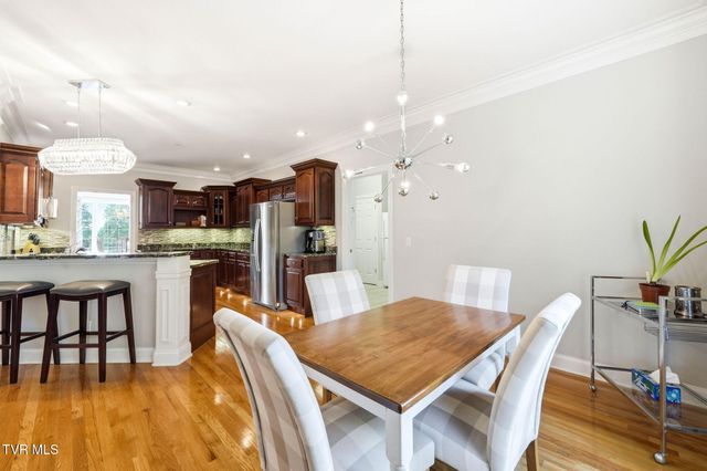 122 Chestnut Ridge Drive, Jonesborough, TN 37659