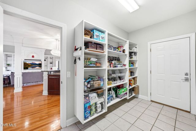 122 Chestnut Ridge Drive, Jonesborough, TN 37659