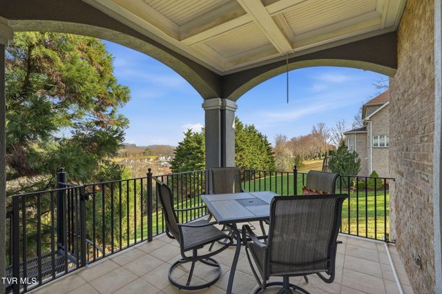 122 Chestnut Ridge Drive, Jonesborough, TN 37659