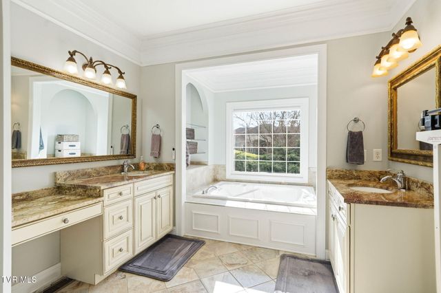 122 Chestnut Ridge Drive, Jonesborough, TN 37659