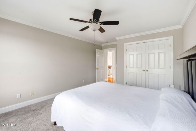 122 Chestnut Ridge Drive, Jonesborough, TN 37659