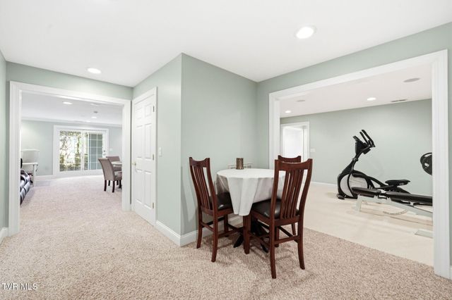 122 Chestnut Ridge Drive, Jonesborough, TN 37659