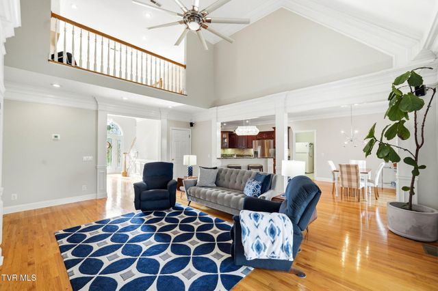 122 Chestnut Ridge Drive, Jonesborough, TN 37659