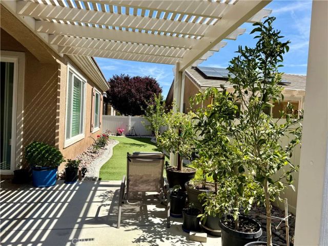 10485 Nobleton Road, Apple Valley, CA 92308