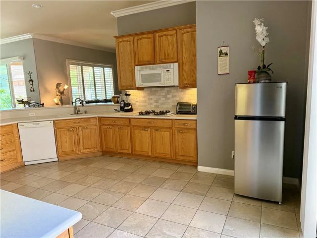 10485 Nobleton Road, Apple Valley, CA 92308