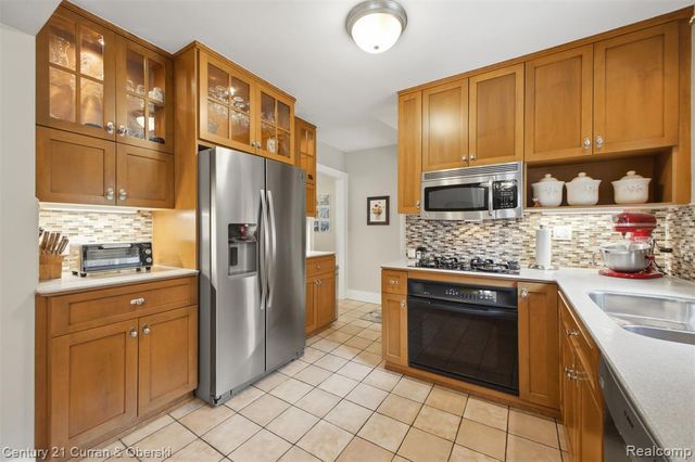 307 Tannahill Street, Dearborn, MI 48124