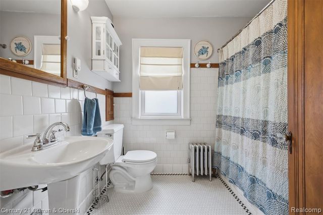 307 Tannahill Street, Dearborn, MI 48124