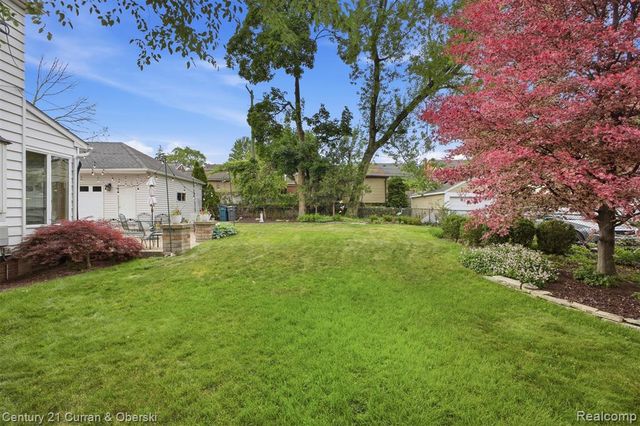 307 Tannahill Street, Dearborn, MI 48124