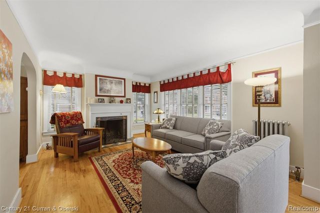 307 Tannahill Street, Dearborn, MI 48124