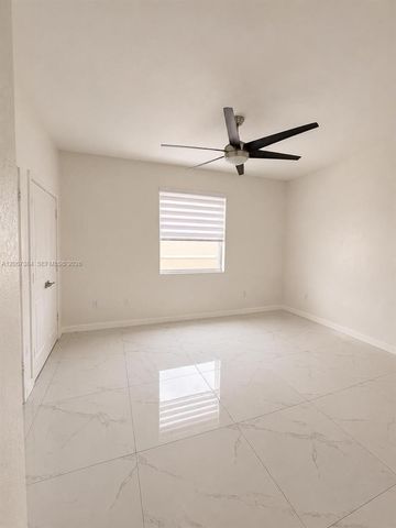 461 NE 5th Way 461, Florida City, FL 33034
