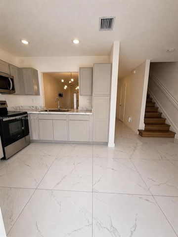 461 NE 5th Way 461, Florida City, FL 33034