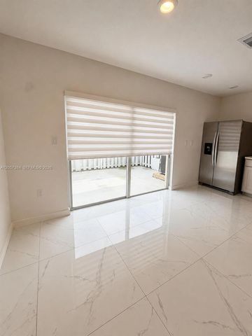 461 NE 5th Way 461, Florida City, FL 33034