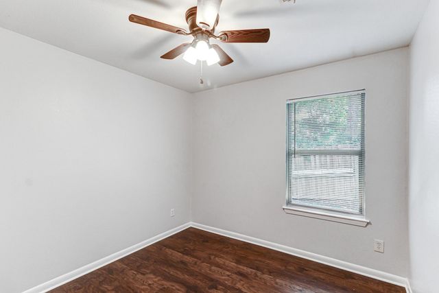 6433 Leana Avenue, Dallas, TX 75241