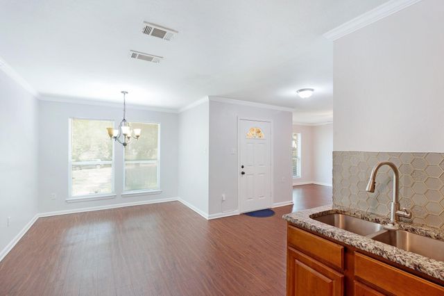 6433 Leana Avenue, Dallas, TX 75241